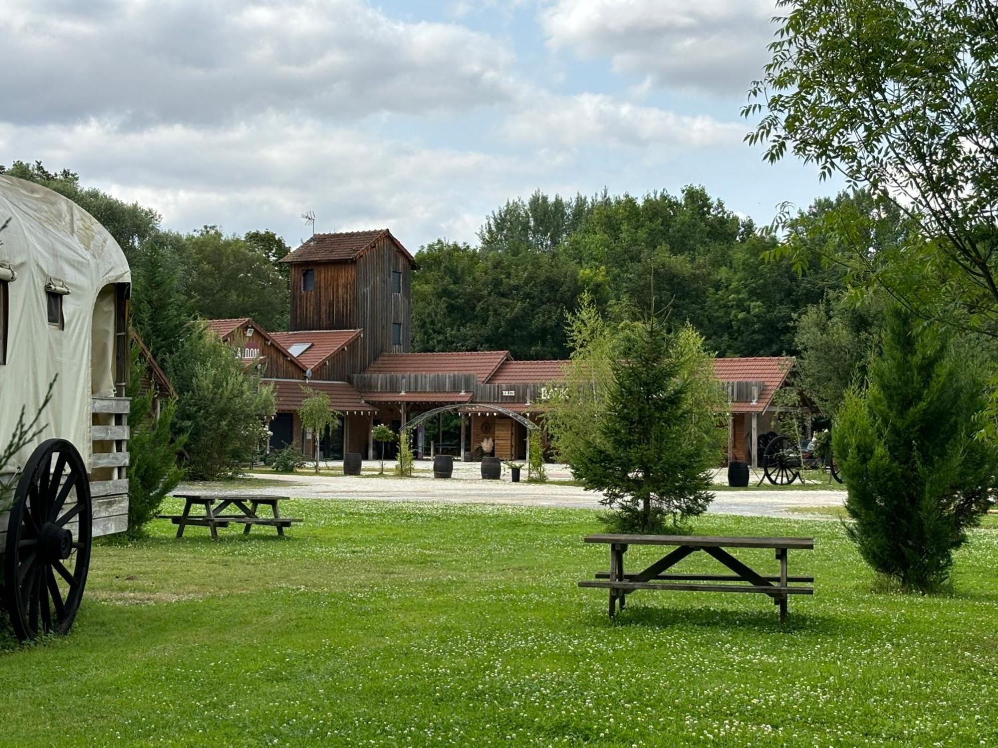Western City Troyes Barberey-Saint-Sulpice Exterior photo
